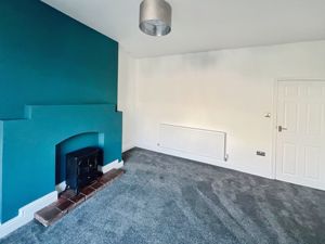 Lounge- click for photo gallery